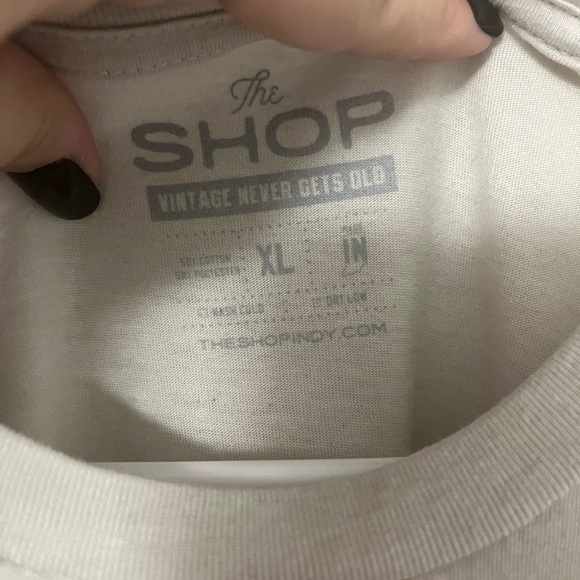 Indiana Hoosiers Graphic Tee - Cream and Red - Picture 2 of 3